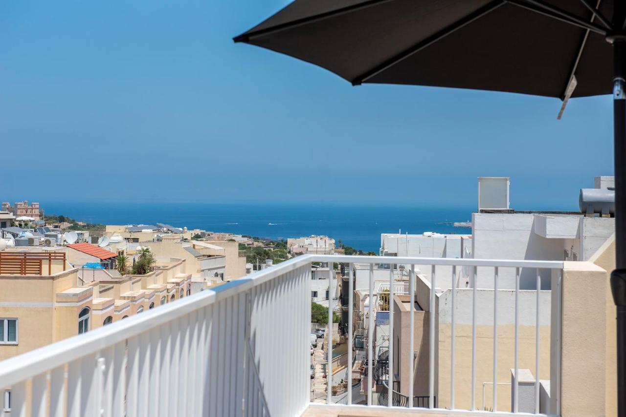 Summer Breeze Penthouse With Private Hot Tub & Terrace With Panoramic Views, By Getawaysmalta Mellieħa Kültér fotó